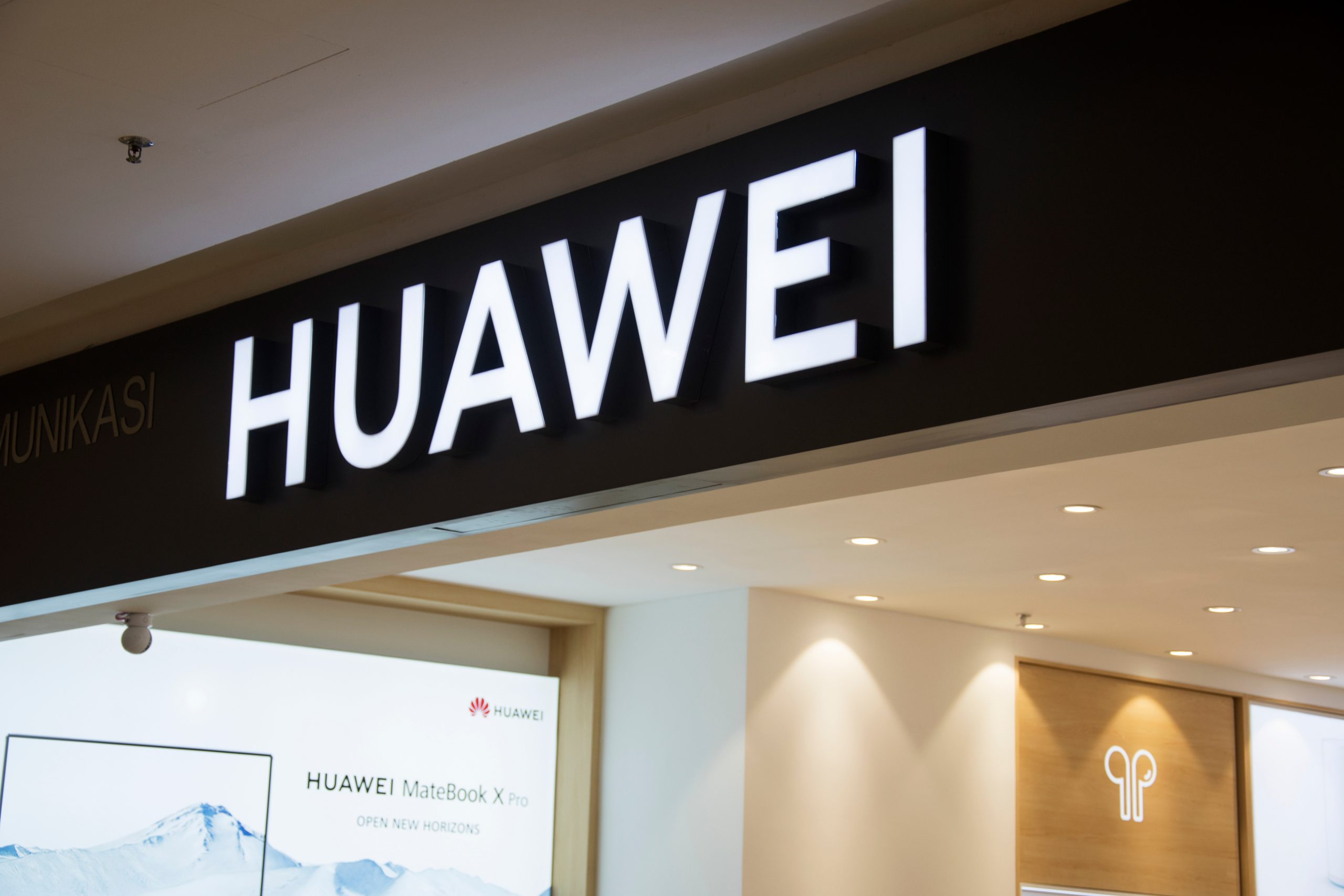 Huawei’s terminal business registers first growth in three years · TechNode #chicomnews