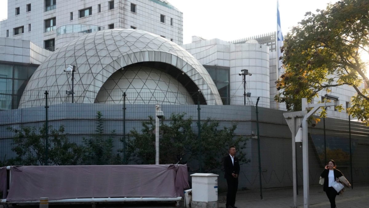 Chinese Netizens Post Hate-Filled Comments to Israeli Embassy’s Online Account #chicomnews