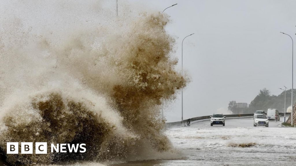 Typhoon Gaemi hits China after deaths in Taiwan and Philippines #chicomnews