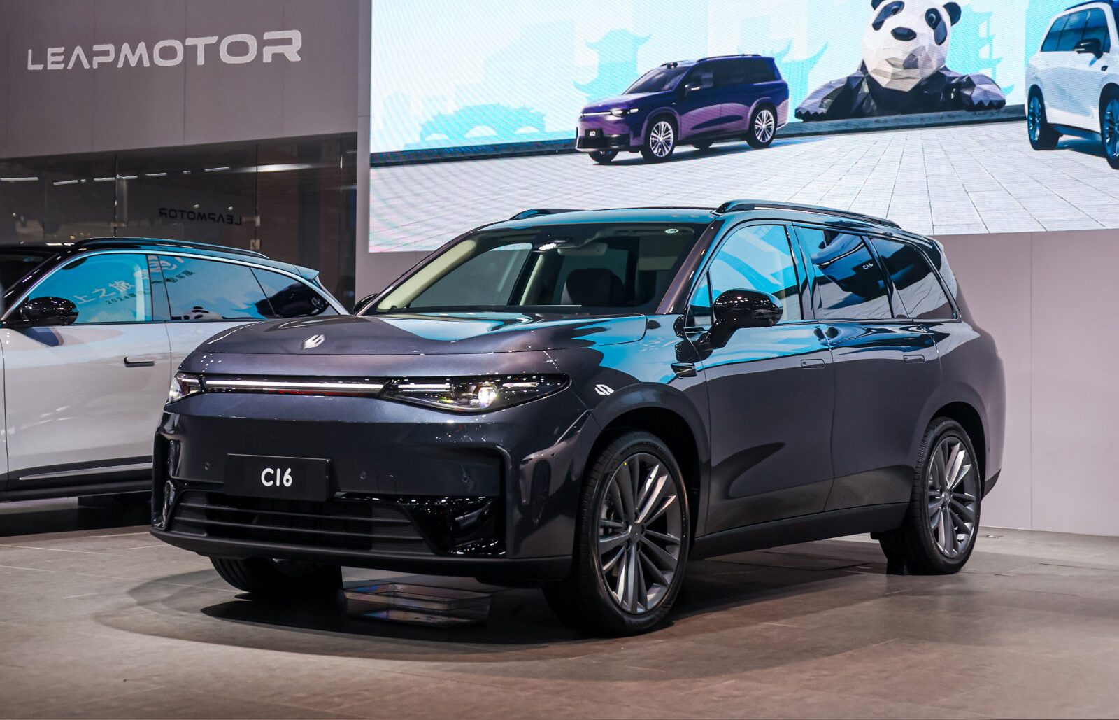 Huawei EV sales drop as demand for BYD, Geely, Leapmotor soar · TechNode #chicomnews