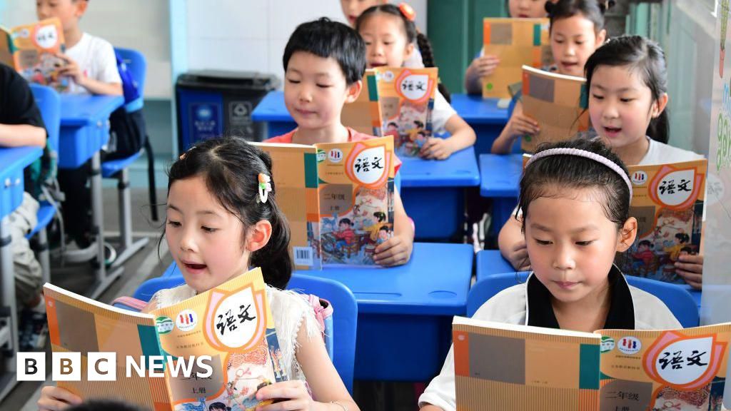 Row over aircons in classrooms as China swelters #chicomnews